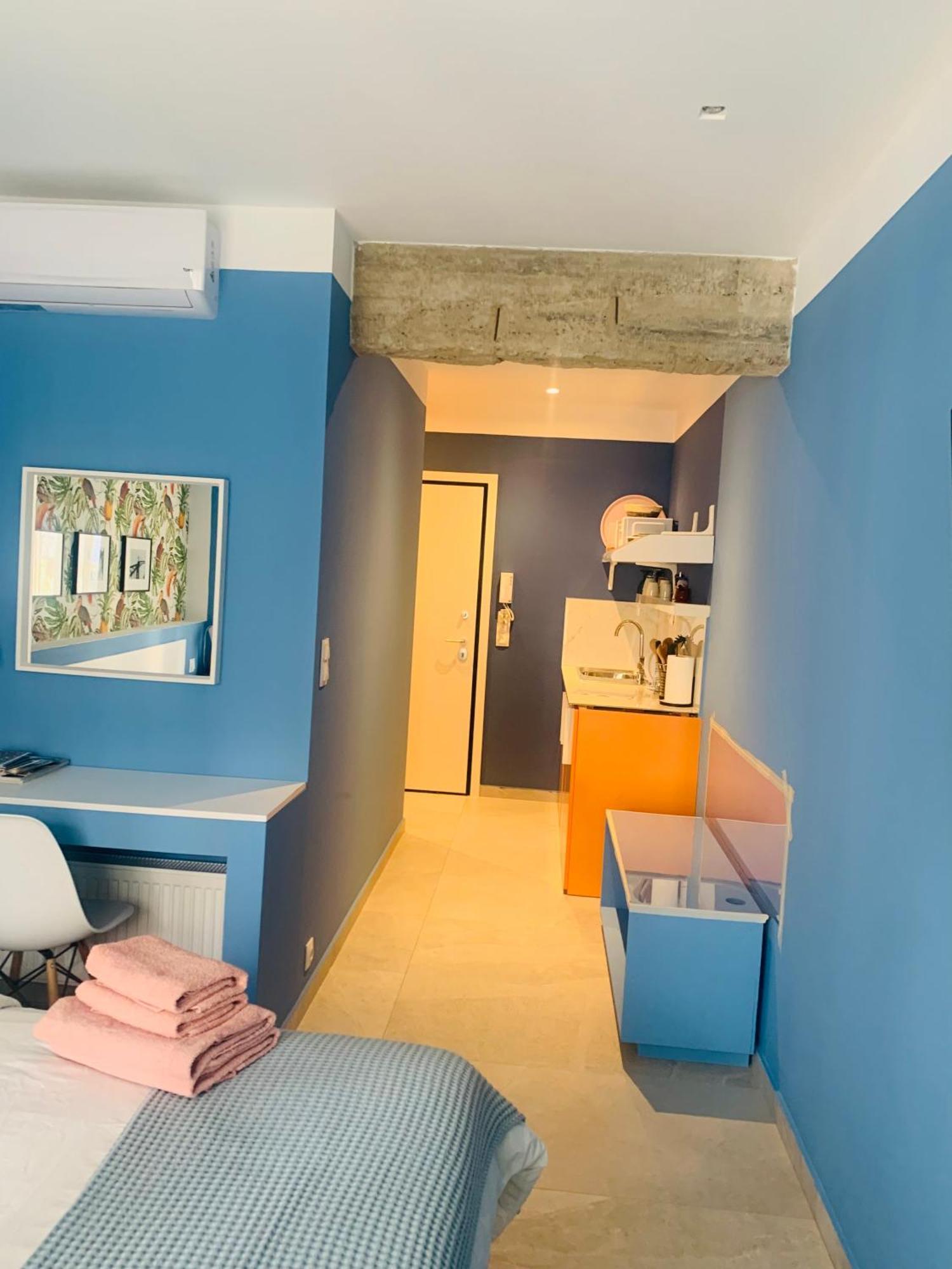 Petrus Studio With Balcony Thessaloniki Exterior photo